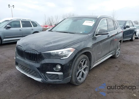 2016 BMW X1 xDrive28I z USA, uszkodzony, nr VIN WBXHT3C30GP883734